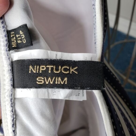 Niptuck Joanne Sorrento Stripe One Piece Swimsuit Size 4 - Picture 6 of 9